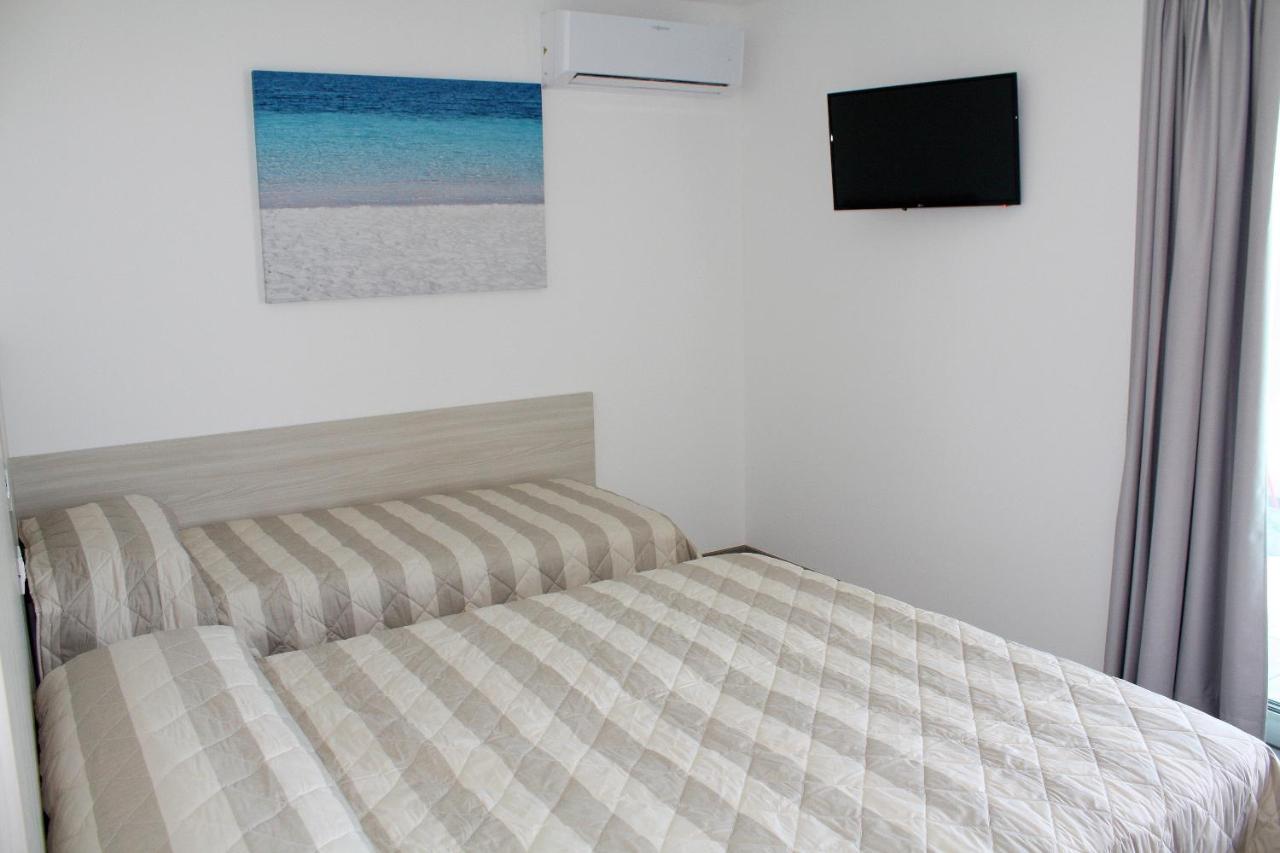Nashira Apartments Lignano Sabbiadoro Eksteriør billede