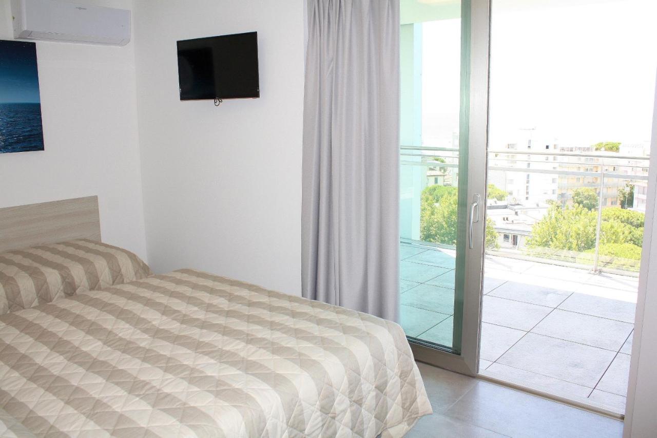 Nashira Apartments Lignano Sabbiadoro Eksteriør billede