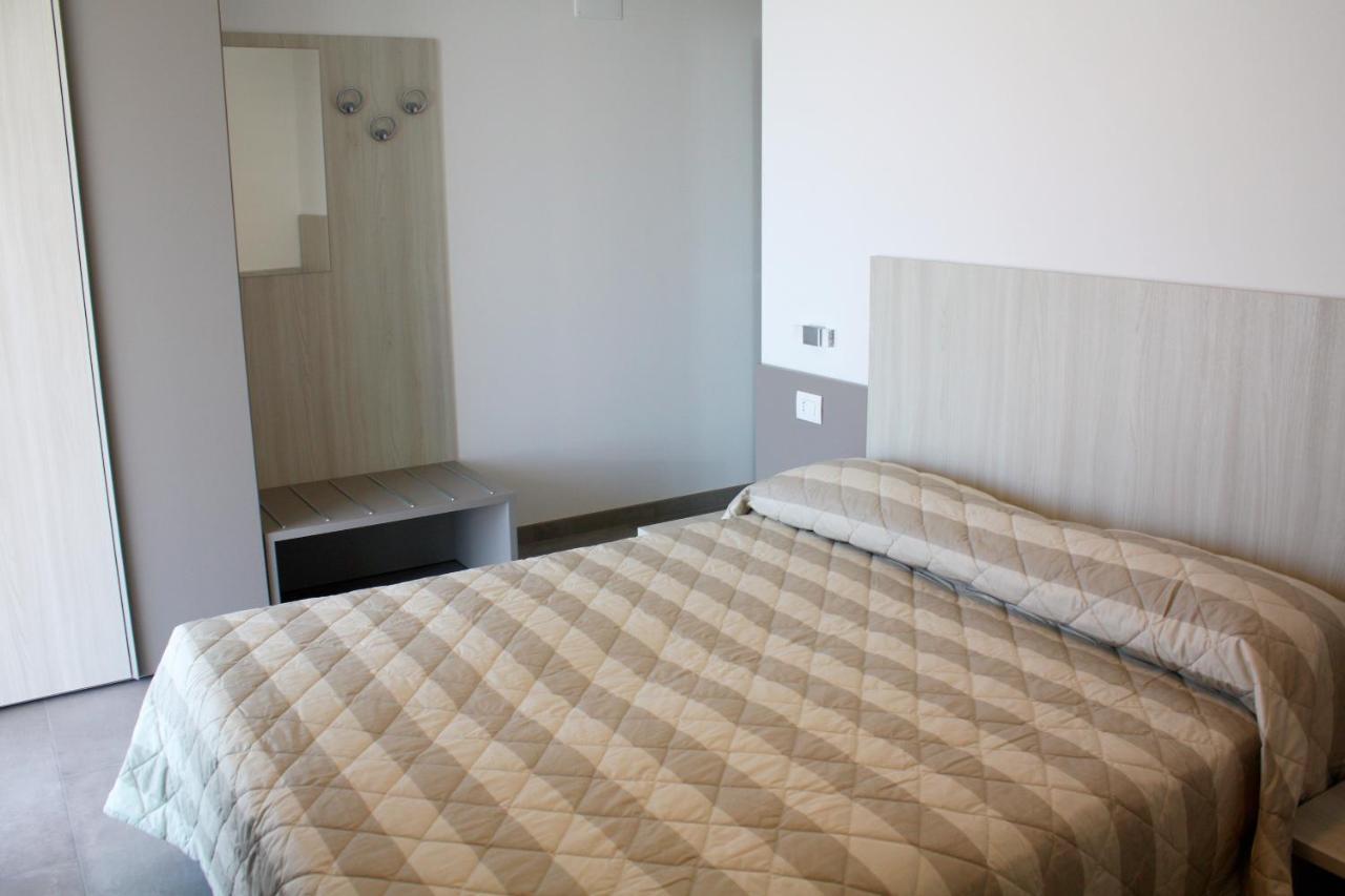 Nashira Apartments Lignano Sabbiadoro Eksteriør billede